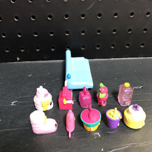 Figures w/Accessories
