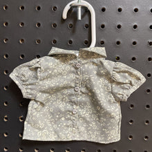 Load image into Gallery viewer, Top for 18&quot; Doll
