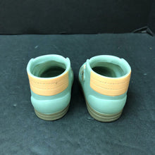 Load image into Gallery viewer, Shoes for 18&quot; Doll
