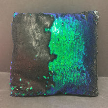 Load image into Gallery viewer, Reversible Sequin Throw Pillow
