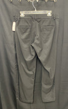 Load image into Gallery viewer, Dress Pants (Haggar)
