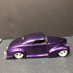 1940 Pontiac Coupe Die Cast Car