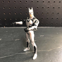 Load image into Gallery viewer, Blast Wing Batman 1997 Vintage Collectible
