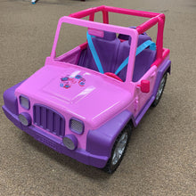 Load image into Gallery viewer, Jeep for 18&quot; doll
