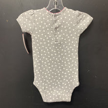 Load image into Gallery viewer, dotted onesie w/ bow
