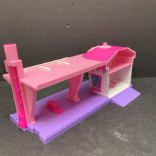 Load image into Gallery viewer, Cutie Cars Drive Thru Diner Playset
