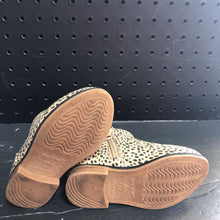 Load image into Gallery viewer, Girls Animal Print Boots

