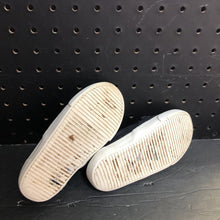 Load image into Gallery viewer, Girls Cat Shoes
