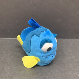 Dory Finger Puppet