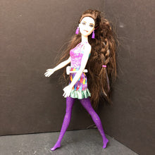 Load image into Gallery viewer, Color Reveal Doll
