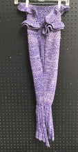 Load image into Gallery viewer, Knit Mermaid Tail Blanket
