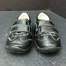 Load image into Gallery viewer, Boys Velcro Shoes (Leuna)
