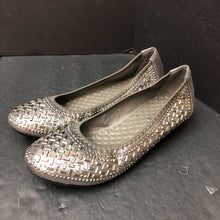 Load image into Gallery viewer, Girls Jeweled Flats (Helen&#39;s Heart)
