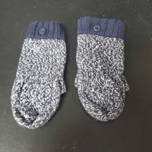 Load image into Gallery viewer, Boys Knit Winter Gloves
