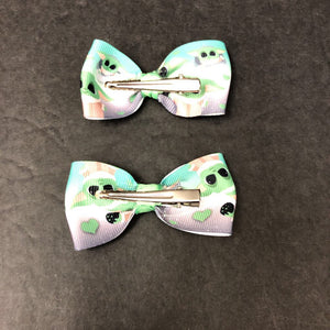 2pc Grogu Hairbow Clips