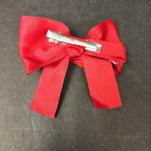 Load image into Gallery viewer, Valentine&#39;s Day Heart Hairbow Clip
