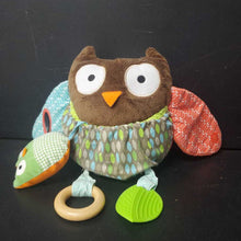 Load image into Gallery viewer, Treetop Friends Hug &amp; Hide Owl Chime Rattle Toy
