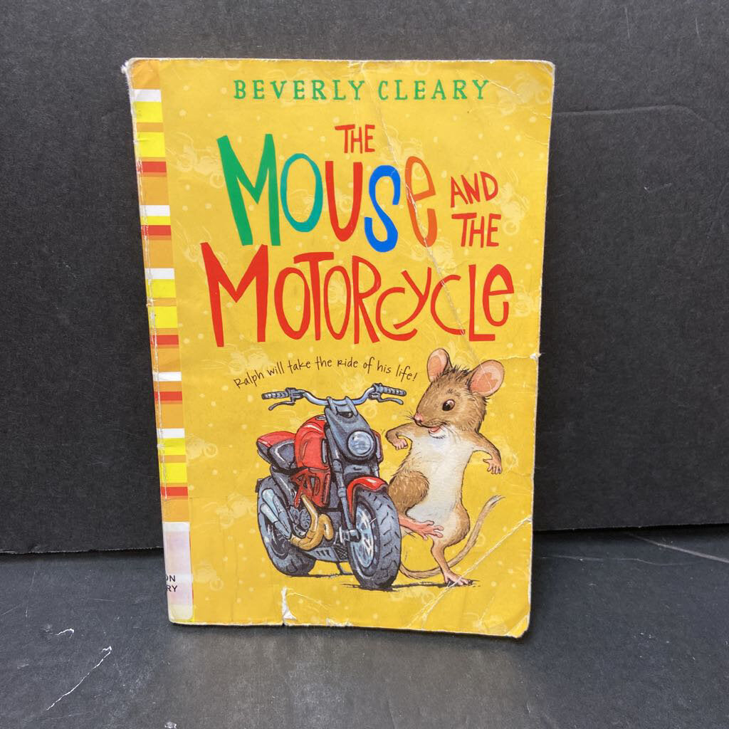 The Mouse and the Motorcycle (Ralph S. Mouse) (Beverly Cleary) -series paperback