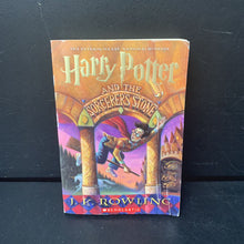 Load image into Gallery viewer, Harry Potter and The Sorcerer&#39;s Stone (J.K. Rowling) -series
