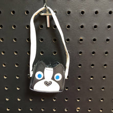 Load image into Gallery viewer, Dog Purse for 18&quot; Doll
