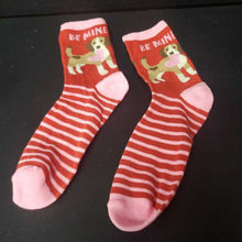 Load image into Gallery viewer, Girls Striped &quot;Be Mine&quot; Valentine&#39;s Day Socks
