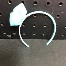 Load image into Gallery viewer, Flower Headband for 18&quot; Doll

