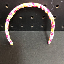 Load image into Gallery viewer, Floral Headband for 18&quot; Doll
