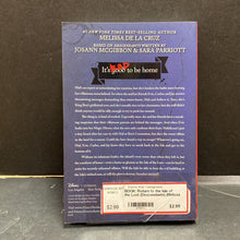 Load image into Gallery viewer, Return to the Isle of the Lost (Descendants) (Melissa De La Cruz) -series
