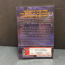 Load image into Gallery viewer, The Phantom Music Box (The Haunted Museum) (Suzanne Weyn) -series
