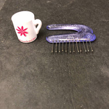 Load image into Gallery viewer, Hair Comb &amp; Cup for 18&quot; Doll
