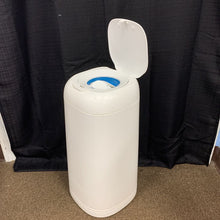 Load image into Gallery viewer, Diaper genie complete diaper pail

