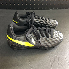 Load image into Gallery viewer, Boys Tiempo Legend 8 Soccer Cleats
