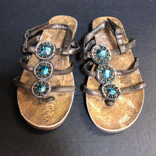 Load image into Gallery viewer, Girls Beaded Sandals
