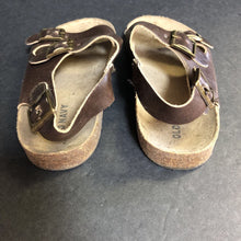 Load image into Gallery viewer, Girls Buckled Sandals
