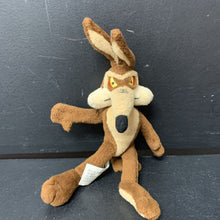 Load image into Gallery viewer, Wile E Coyote Mini Bean Bag Plush 1999 Vintage Collectible
