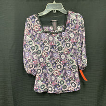 Load image into Gallery viewer, Paisley Flower Top
