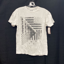 Load image into Gallery viewer, USA Flag Tshirt
