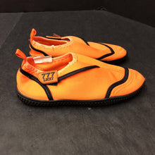 Load image into Gallery viewer, Boys Water Shoes (777 Lucky)
