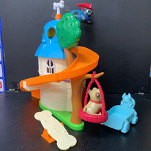 Load image into Gallery viewer, Puppy Dog pals Doghouse Playset
