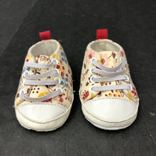 Load image into Gallery viewer, Girls Cat Flower Shoes
