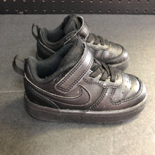 Load image into Gallery viewer, Boys Court Borough Low 2 Sneakers
