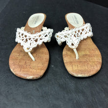 Load image into Gallery viewer, Girls Wedge Sandals
