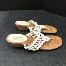 Load image into Gallery viewer, Girls Wedge Sandals
