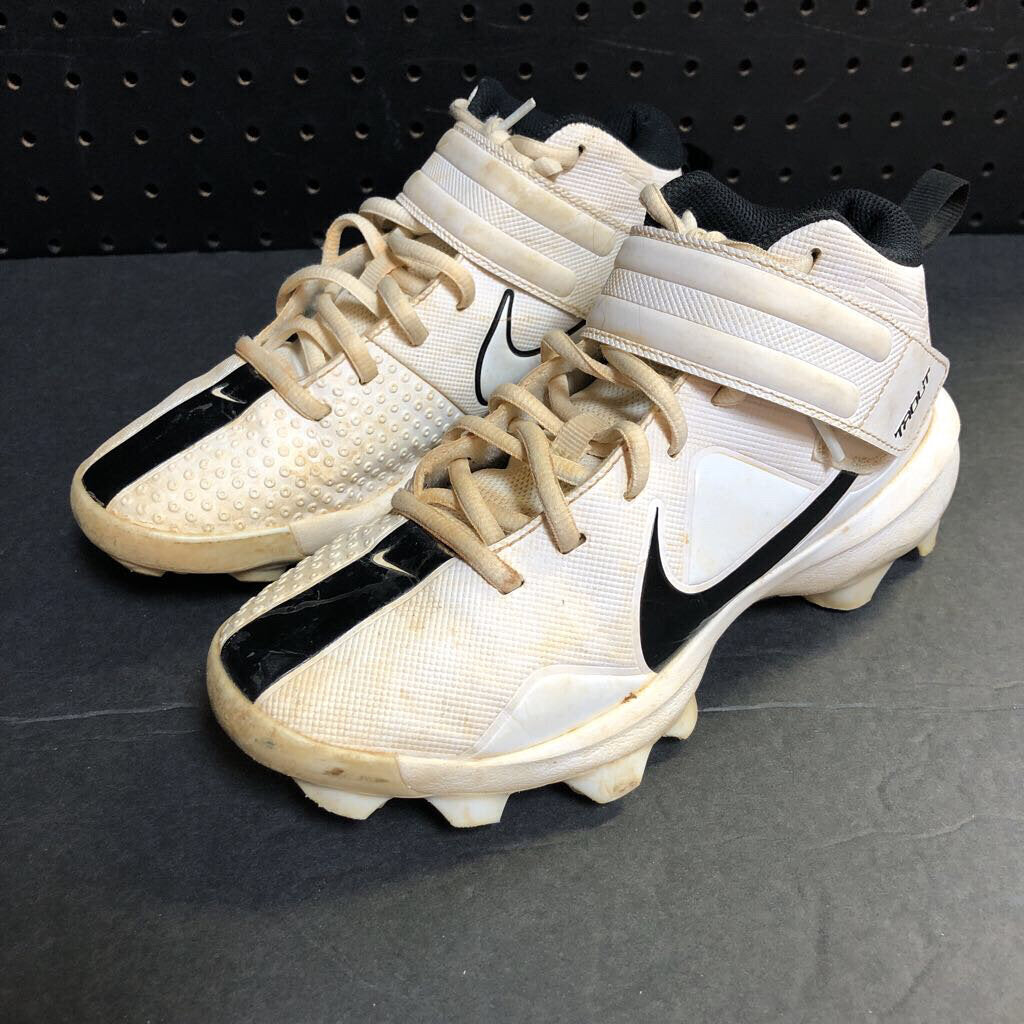 Boys metal sale cleats