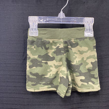 Load image into Gallery viewer, Camo Shorts

