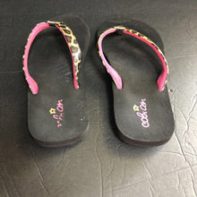 Load image into Gallery viewer, Girls Animal Print Flip Flops (Cobian)
