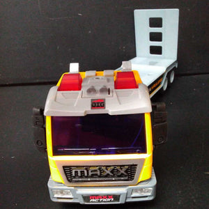 Long Hauler Truck w/Construction Excavator Battery Operated (Maxx Action)