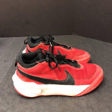Load image into Gallery viewer, Boys Team Hustle D10 Basketball Sneakers
