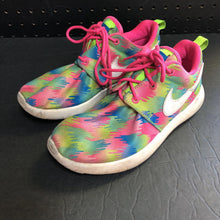 Load image into Gallery viewer, Girls Roshe Sneakers
