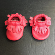 Load image into Gallery viewer, Girls Moccasins (Birdrock Baby)
